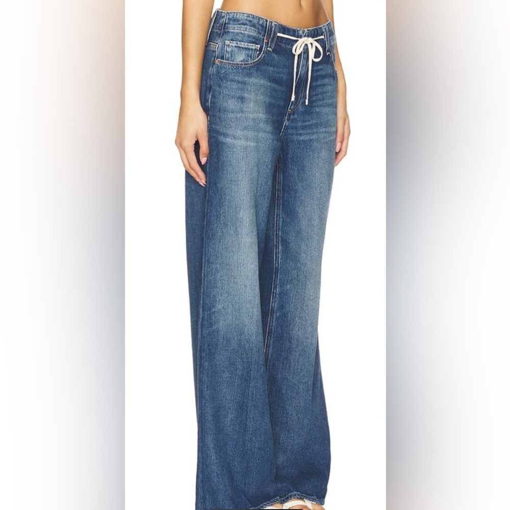 Women's Zoey Blue Wide-Leg Jeans - Picture 2 of 6